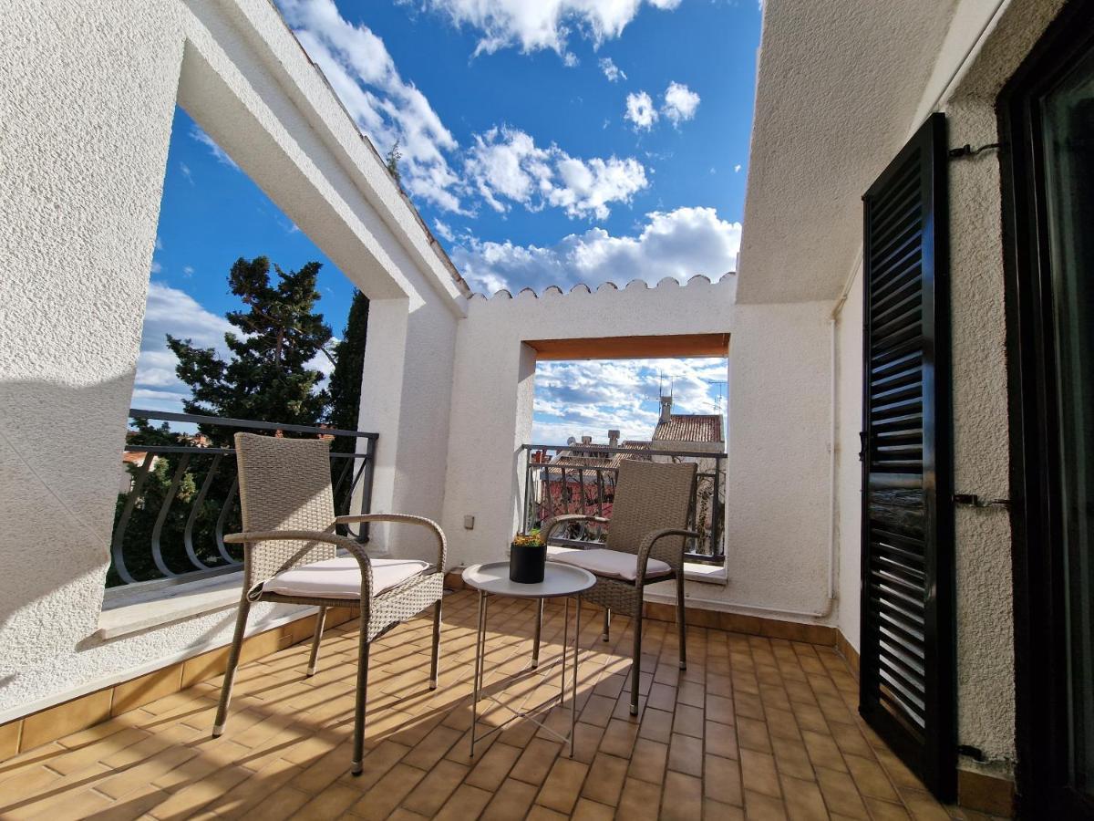 Katarina - New Renovated Apartment *